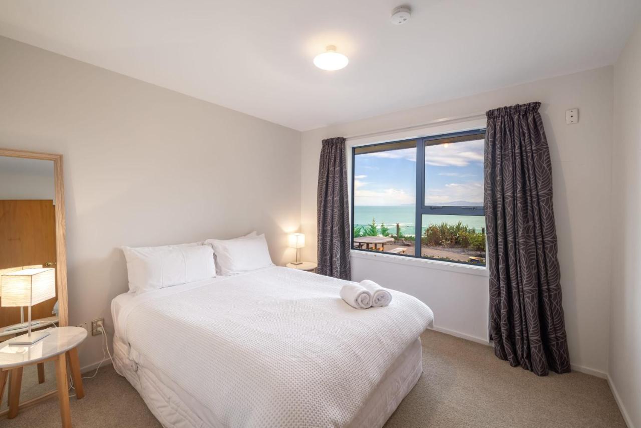 Villa Ocean & Mountain Views - Kaikoura Esterno foto
