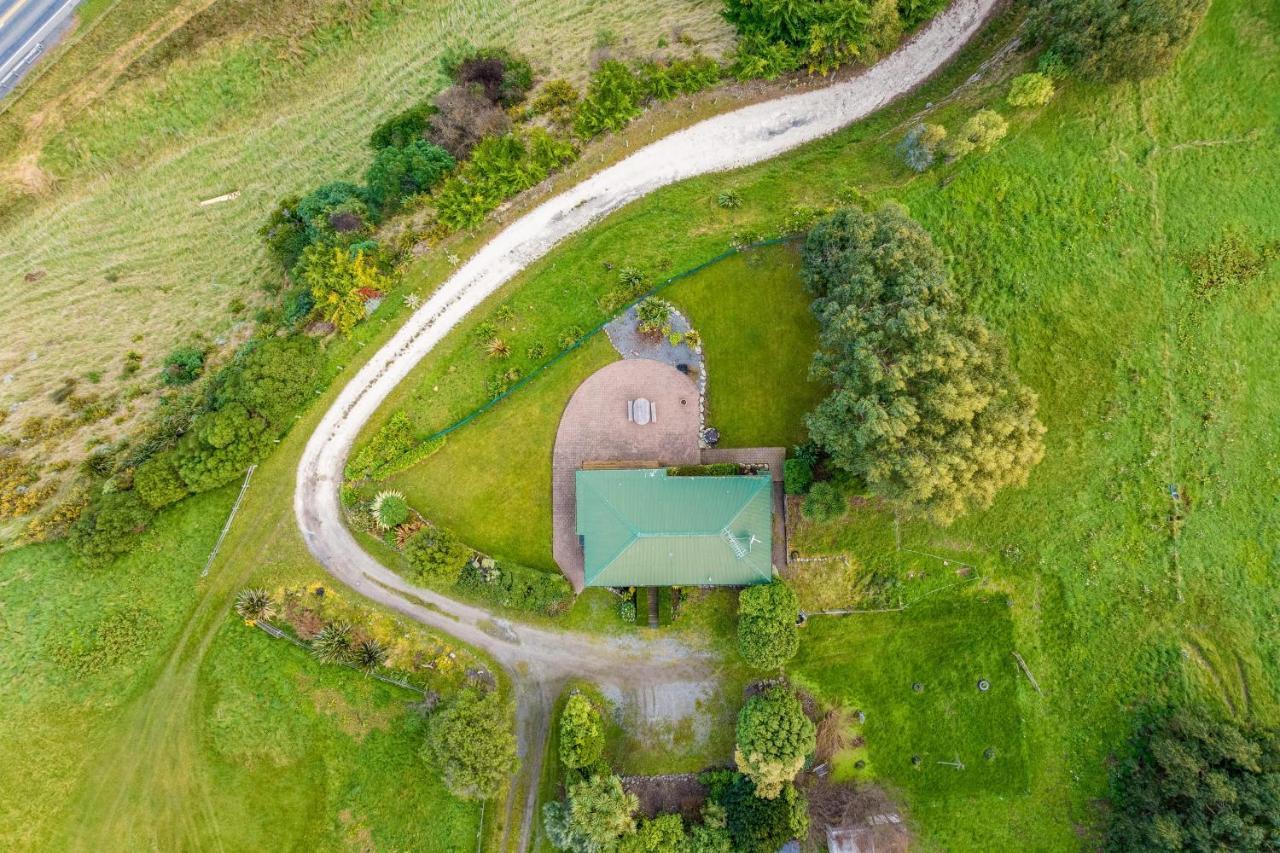 Villa Ocean & Mountain Views - Kaikoura Esterno foto