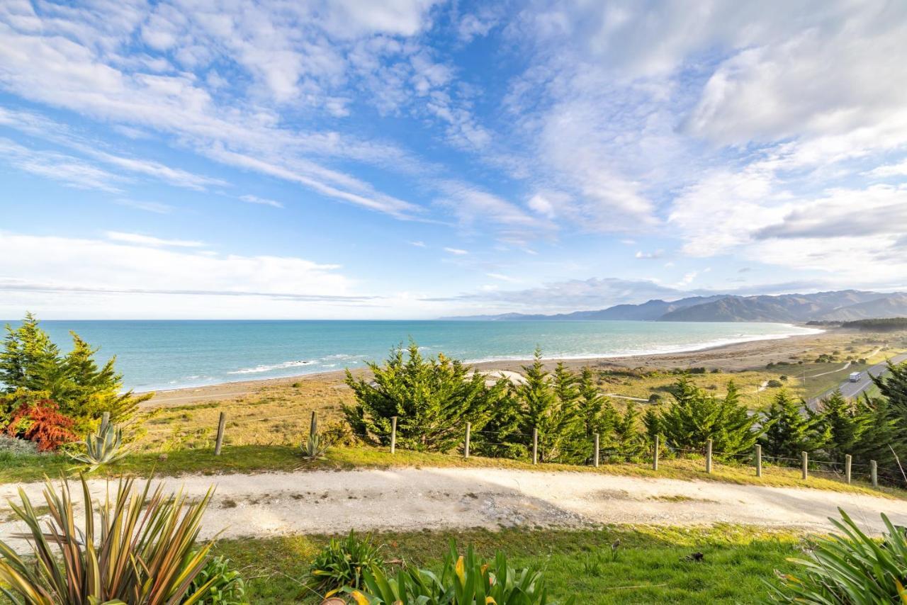 Villa Ocean & Mountain Views - Kaikoura Esterno foto